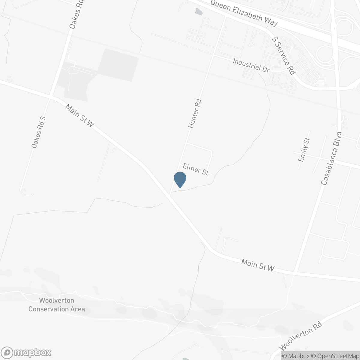 8 HUNTER ROAD, Grimsby, Ontario L3M 4A4